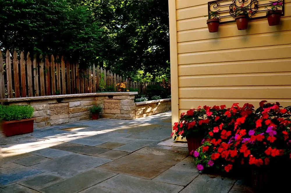 Expert landscape design experts serving Park Ridge, IL - Atwood Hoffmann Design LLC