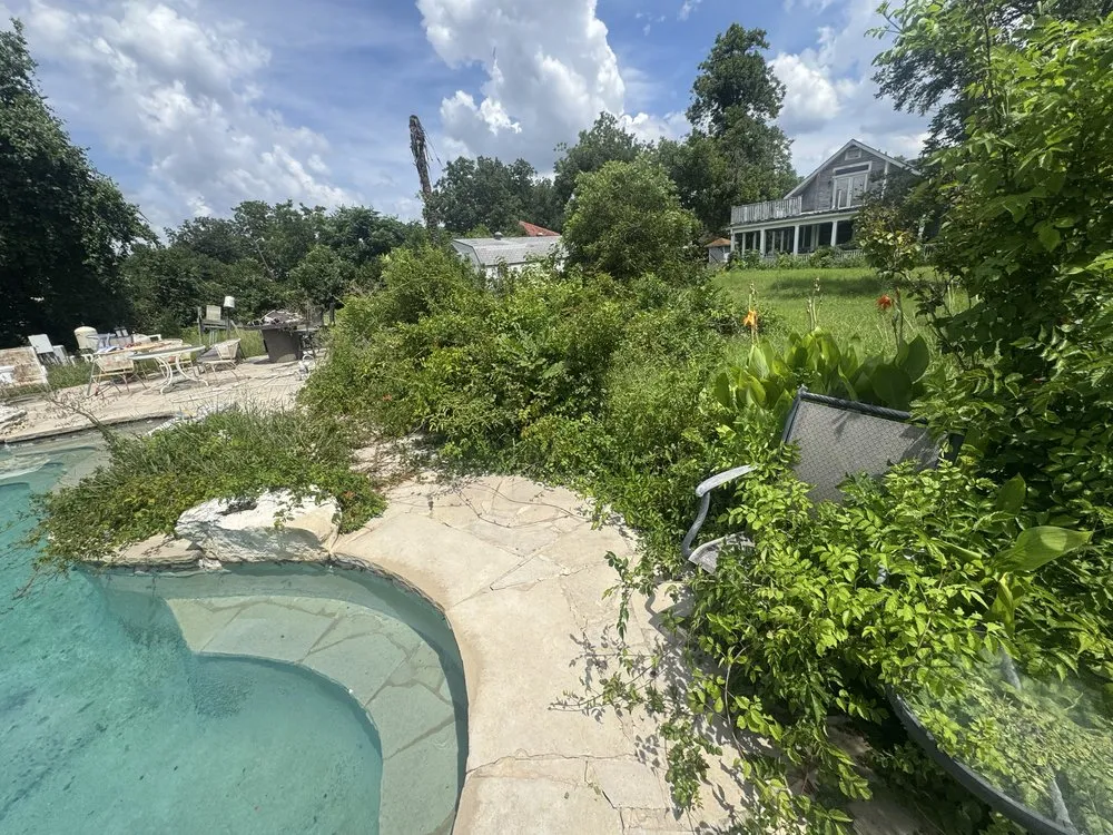 Affordable yard cleanup service experts serving Georgetown, TX - ATX Junk and Landscape Remodel