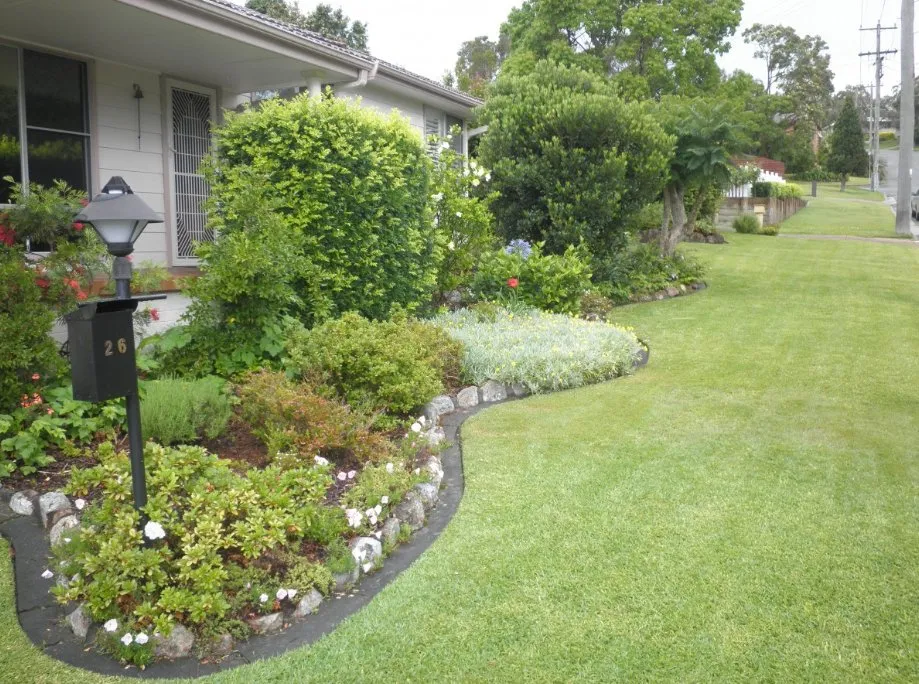 Top-rated yard cleanup service for residential properties in Auburn, AL by Auburn Landscaping Pros