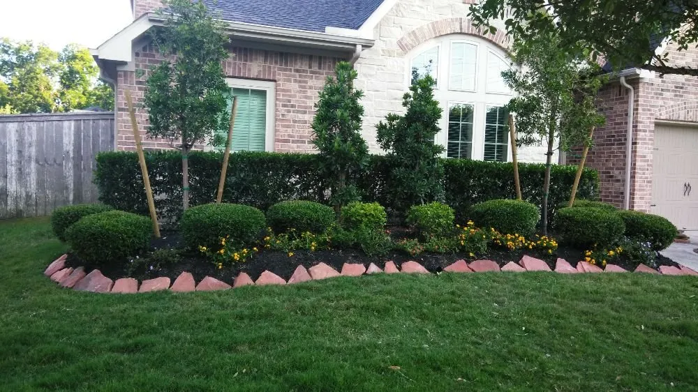 Custom garden landscaping experts serving Missouri City, TX - Audrey's Landscaping & Tree Services