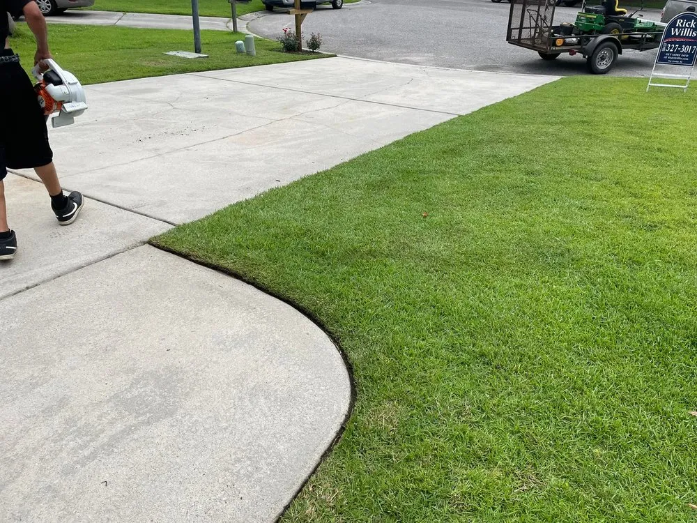 Expert garden landscaping in North Charleston, SC by Augment Landscaping