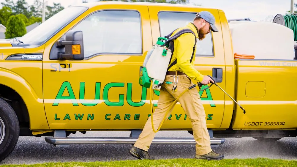 Professional yard cleanup service in Genoa City, WI by Augusta Lawn Care of Lake Geneva