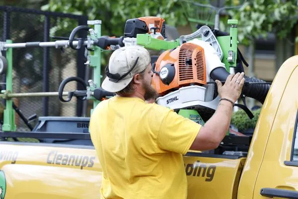 Augusta Lawn Care of Lake Geneva