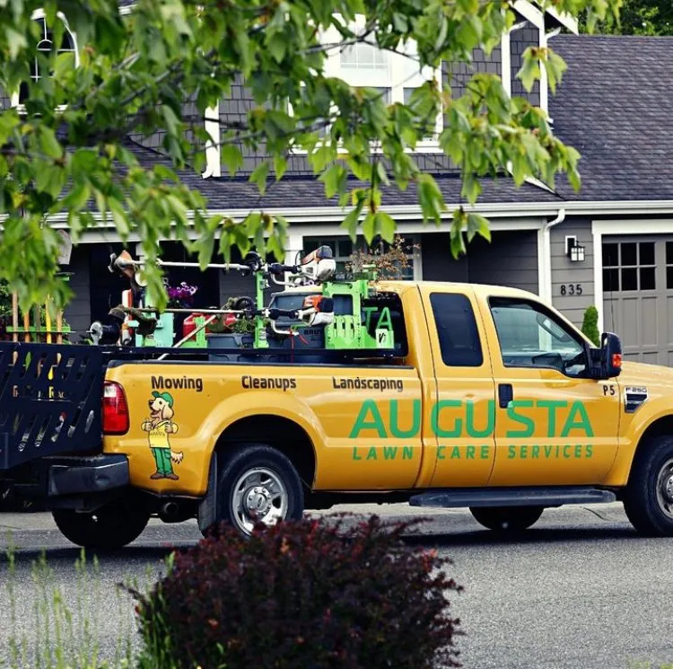 Expert garden landscaping in Redmond, WA by Augusta Lawn Care of Redmond