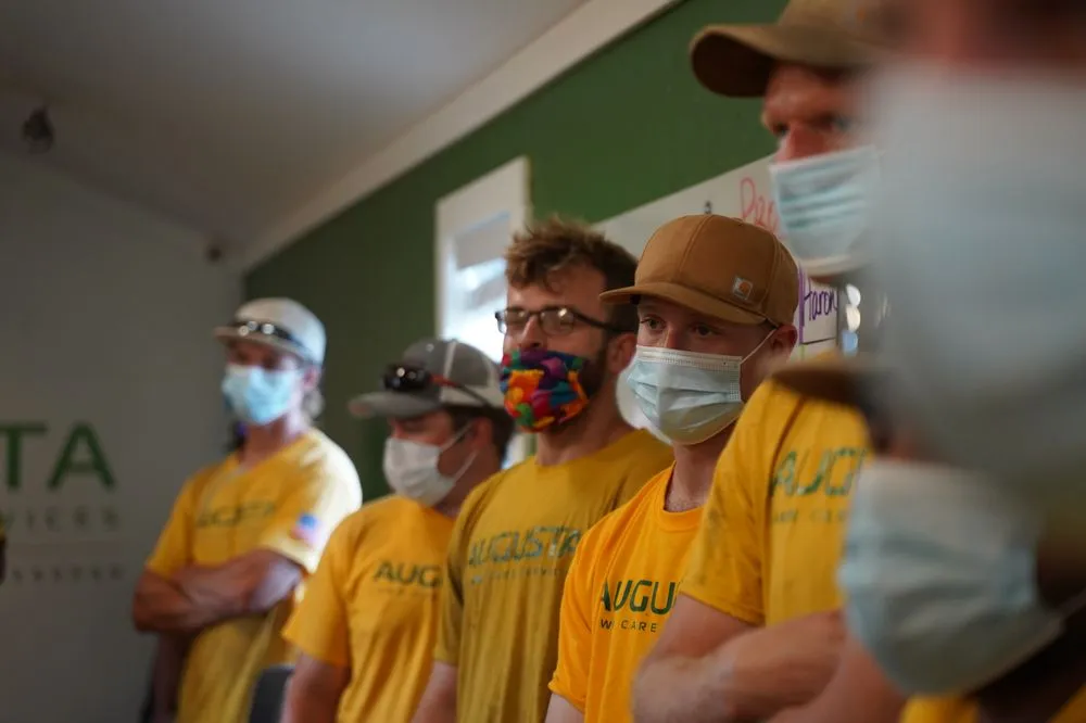 Custom garden landscaping experts serving Pensacola, FL - Augusta Lawn Care Service