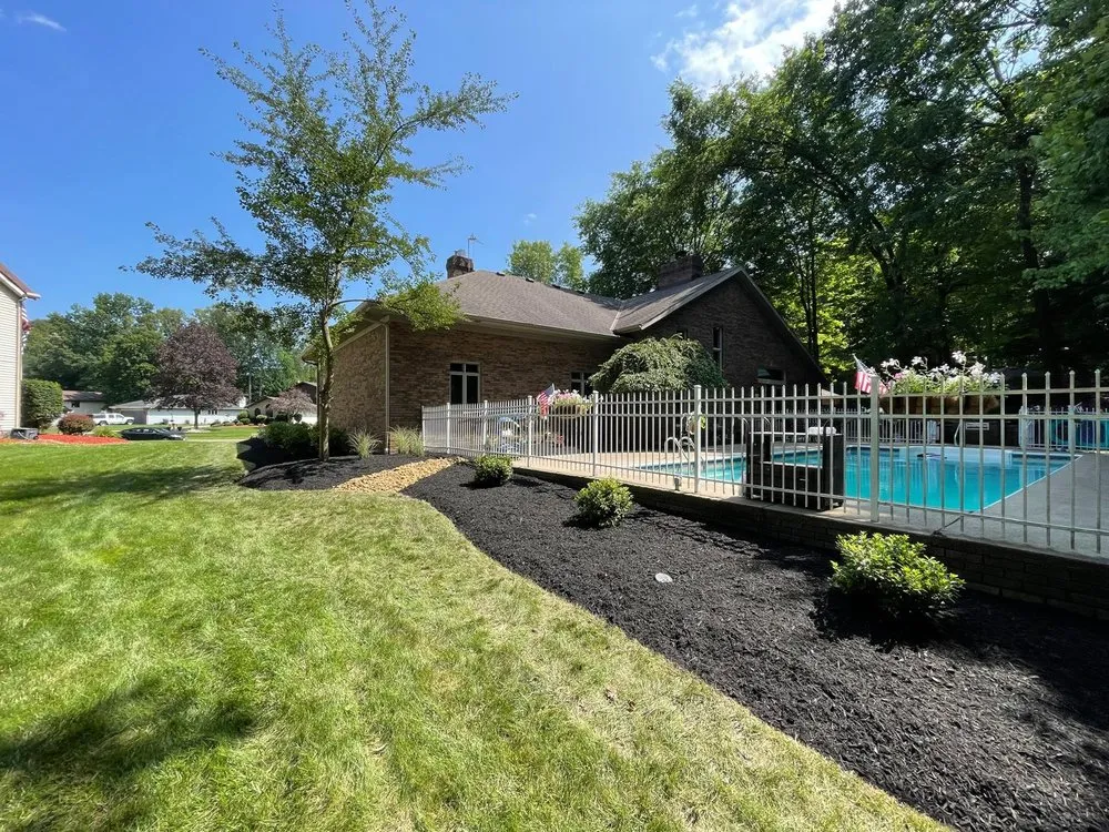 Top-rated lawn care service with custom design across Garfield Heights, OH - Augusta Lawn Care Services