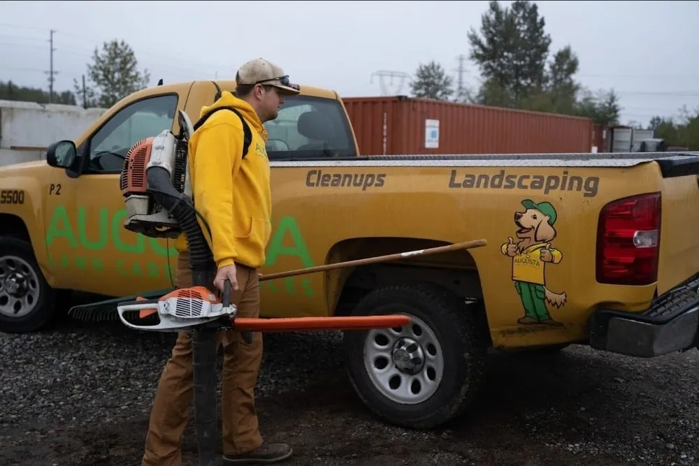 Expert yard maintenance experts serving Milford, CT - Augusta Lawn Care Services