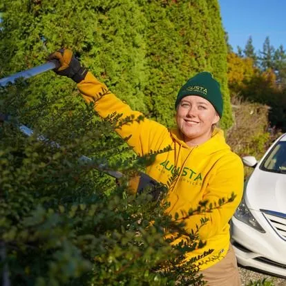 Reliable lawn mowing service in Athens, TN - Augusta Lawn Care Services of Athens