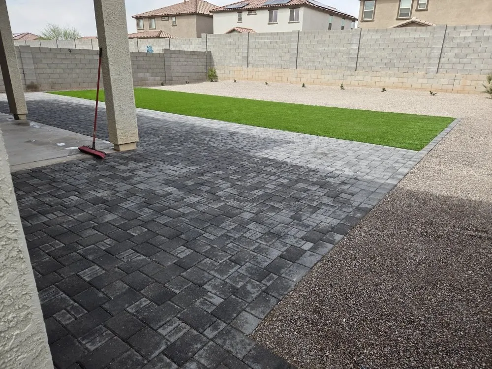 Professional landscaping services experts serving Surprise, AZ - Augustins Landscaping