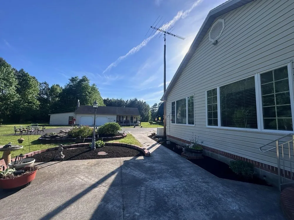 Reliable landscaping services experts serving Bridgeville, DE - Augusto and Sons Landscaping