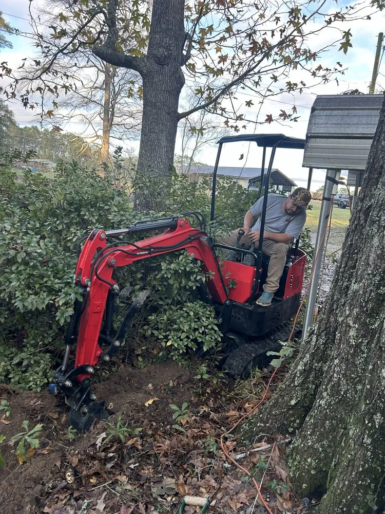 Local residential landscaping in Purvis, MS - Aultmans Digging And Cleanup