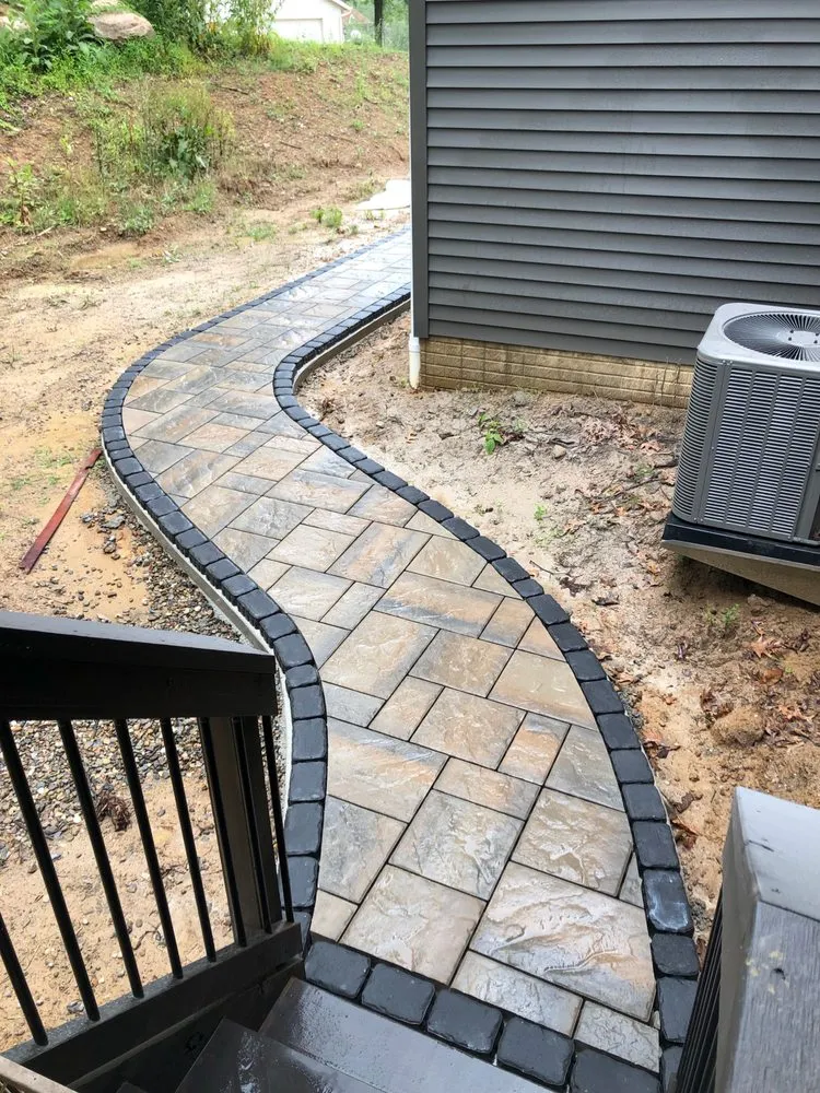 Reliable landscape installation experts serving Canal Fulton, OH - Aura Concrete & Landscaping