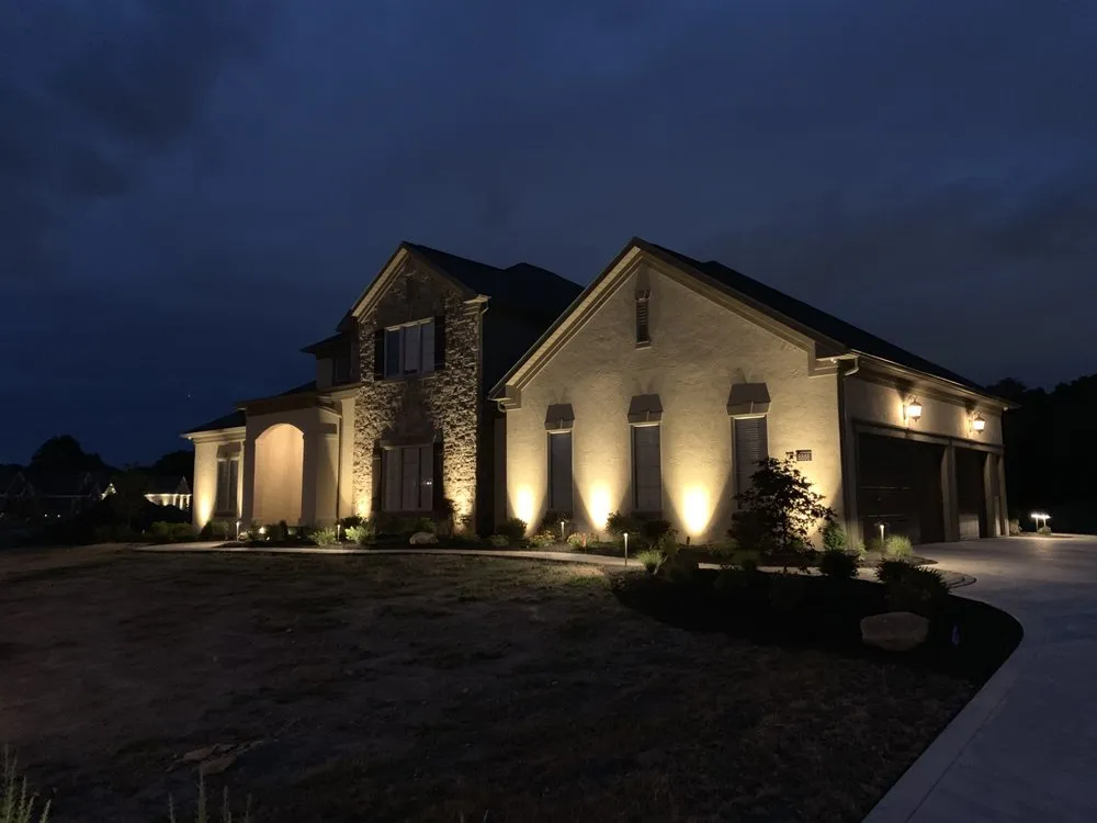 Custom garden landscaping in Canal Fulton, OH - Aura Concrete & Landscaping