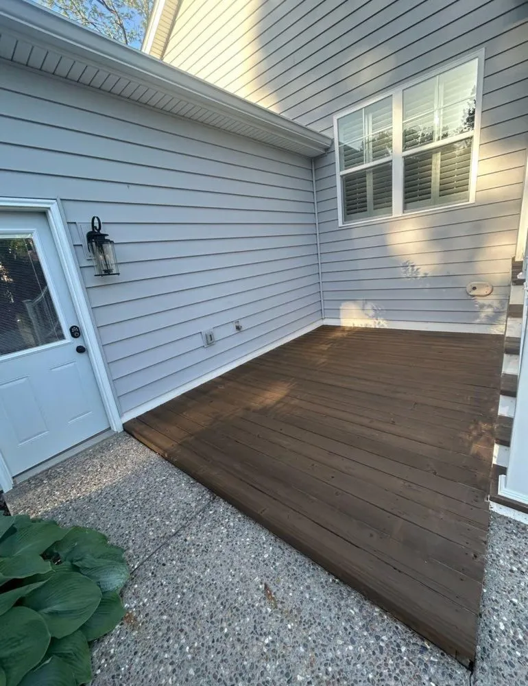 Custom outdoor landscaping in Saint Louis, MO by Aura Outdoor Care