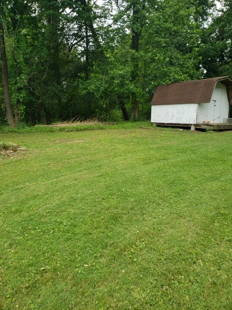 Local residential landscaping in Louisville, KY - Aura Services