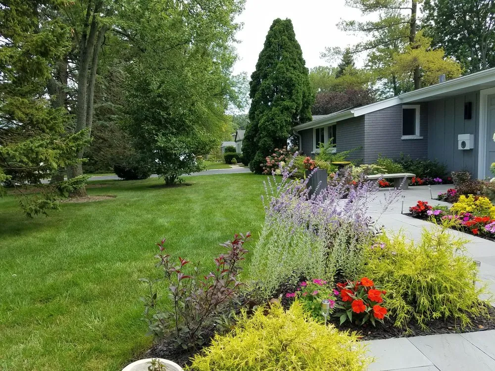 Expert landscaping services experts serving Highwood, IL - Aurelio Landscaping