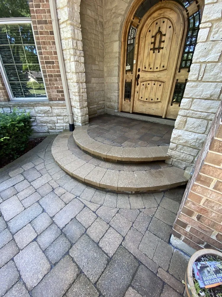 Reliable garden landscaping for outdoor upgrades in Highwood, IL by Aurelio Landscaping