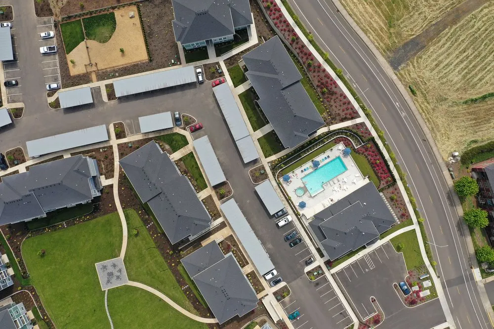 Top-rated lawn mowing service in Aurora, OR - Aurora Landscape