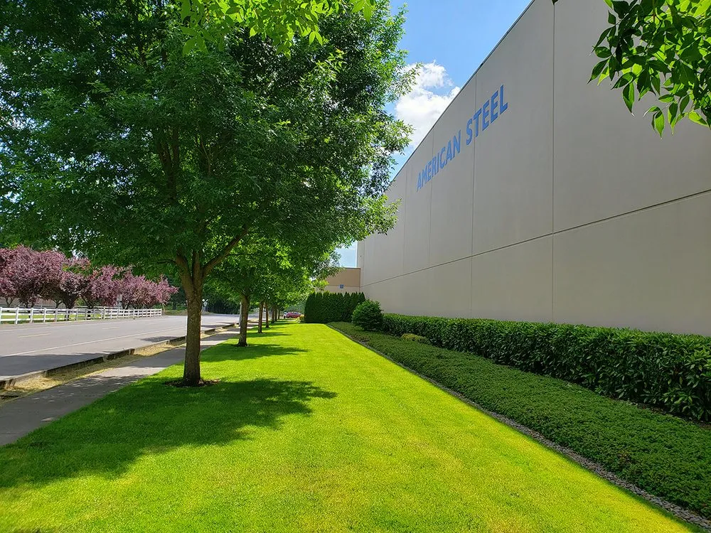 Local yard maintenance for year-round maintenance across Aurora, OR - Aurora Landscape