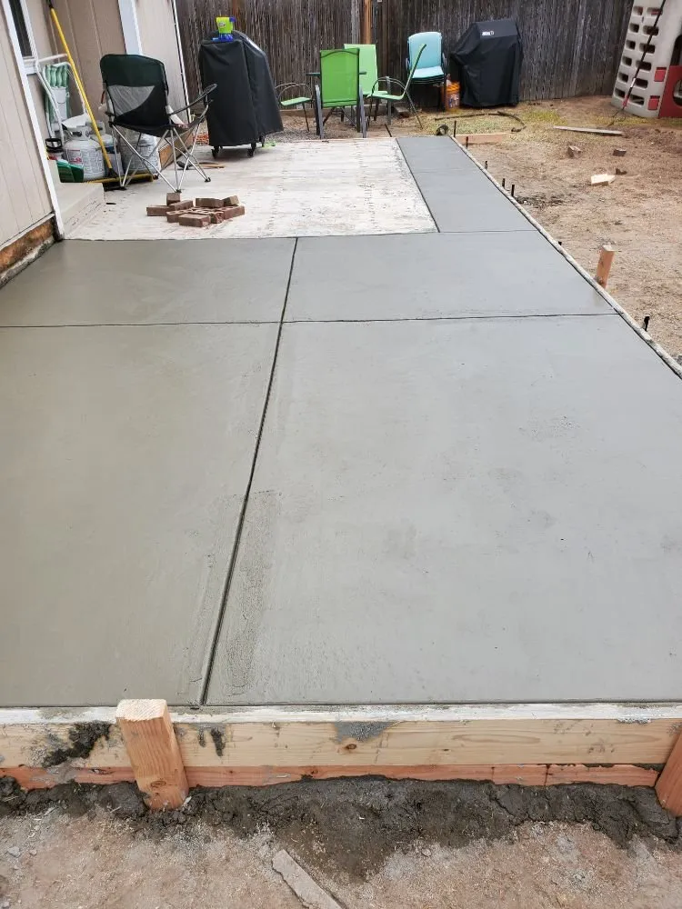 Top-rated yard cleanup service with custom design across Aurora, CO - Aurora Lawn service