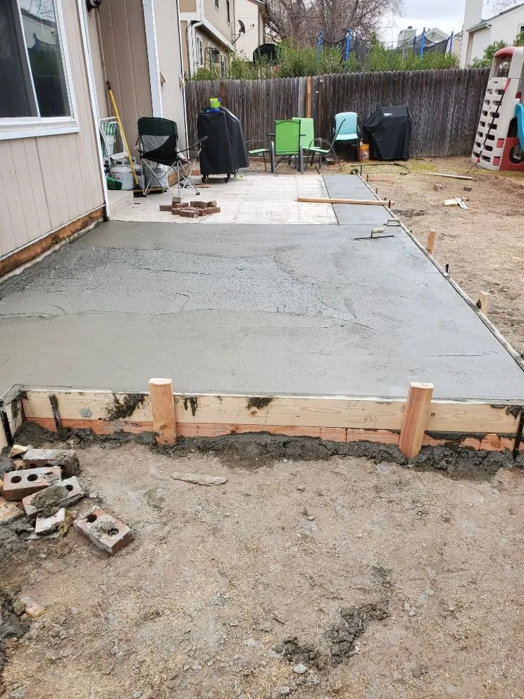 Top-rated outdoor landscaping experts serving Aurora, CO - Aurora Lawn service