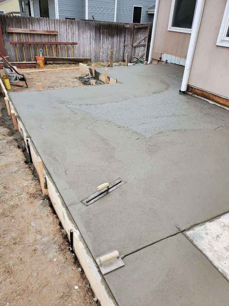 Custom lawn mowing service experts serving Aurora, CO - Aurora Lawn service