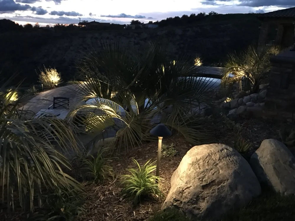 Reliable yard maintenance in Thousand Oaks, CA - Aurora Outdoors