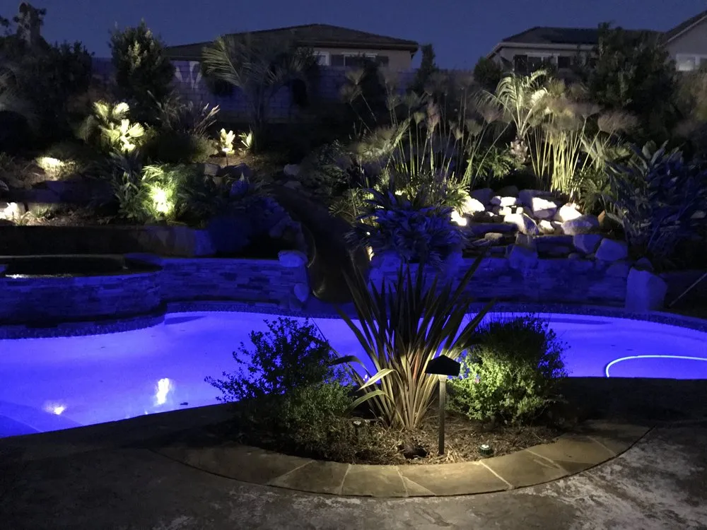 Custom residential landscaping experts serving Thousand Oaks, CA - Aurora Outdoors