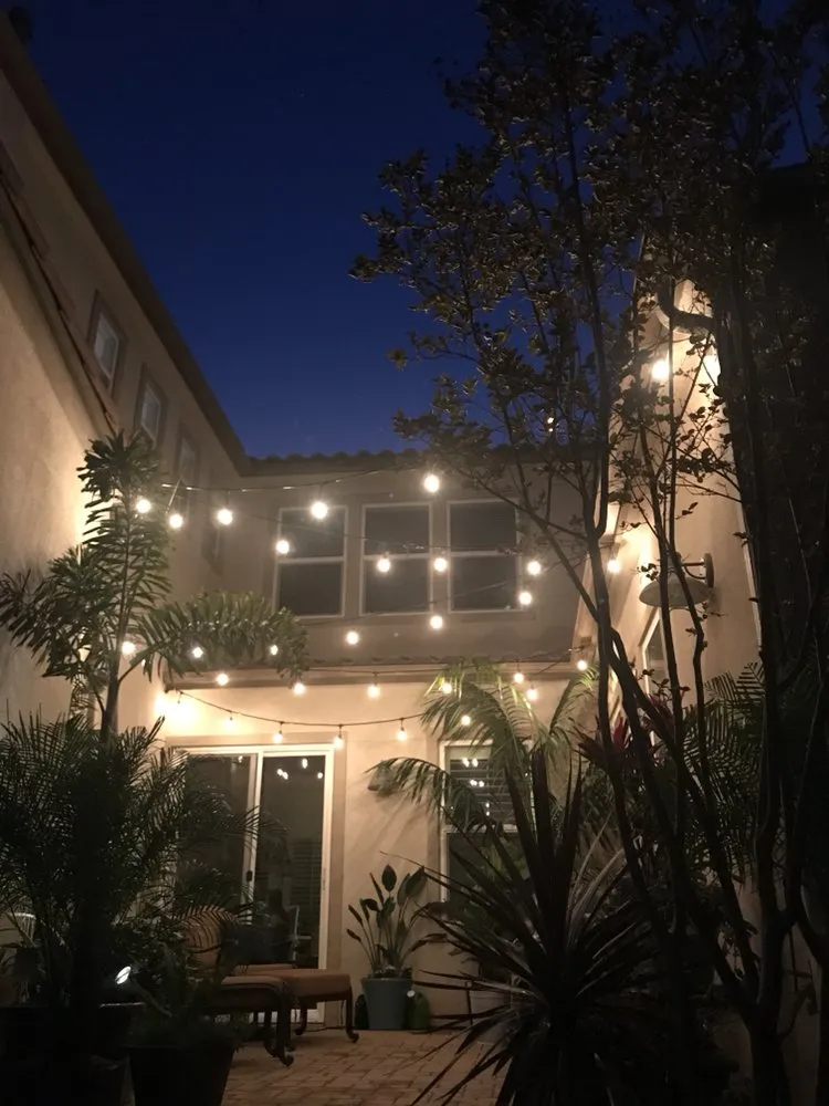 Top-rated lawn mowing service experts serving Thousand Oaks, CA - Aurora Outdoors