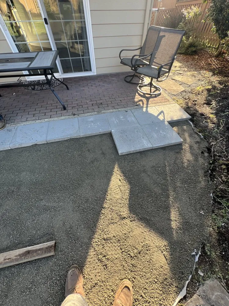 Local landscape installation in Everett, WA - Ausencio Landscaping