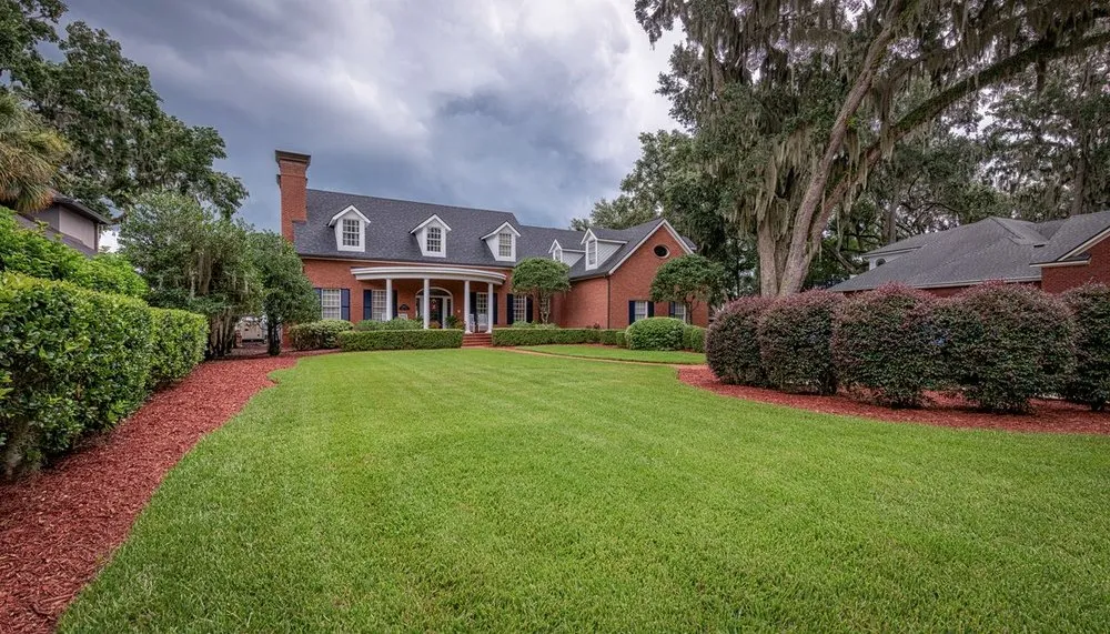 Affordable yard cleanup service in Orange Park, FL by Aussie Landscape Management