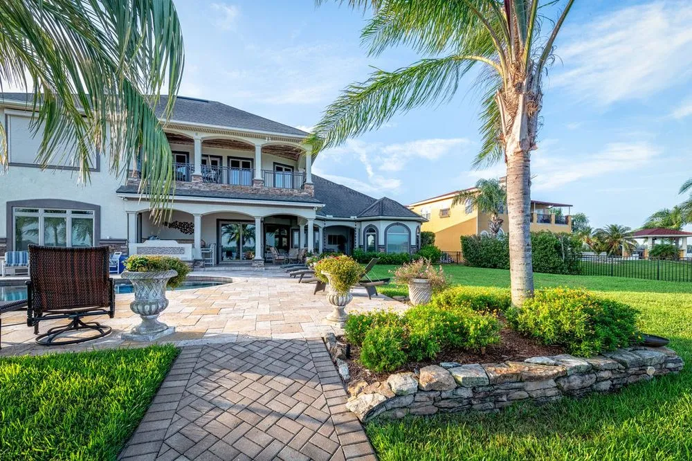 Professional yard maintenance experts serving Orange Park, FL - Aussie Landscape Management