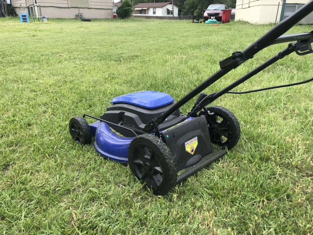 Trusted residential landscaping for beautiful yards in Wichita, KS by Austicle Lawn Mowing