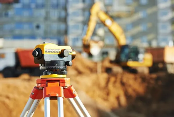 Professional garden landscaping with custom design across Davenport, IA - Austin Engineering