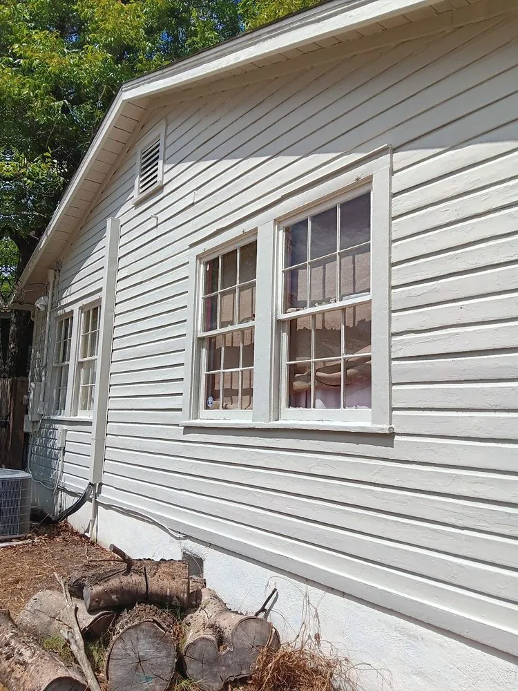 Affordable yard maintenance for homes in Austin, TX by Austin Knight Clean