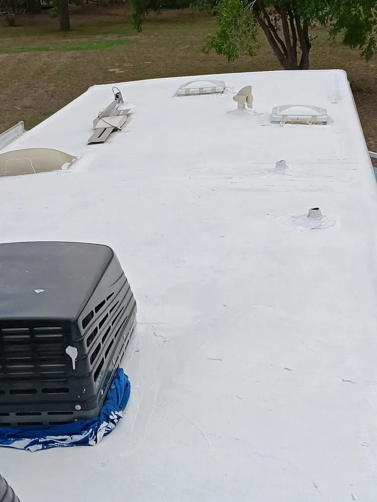 Expert yard maintenance in Austin, TX by Austin Knight Clean