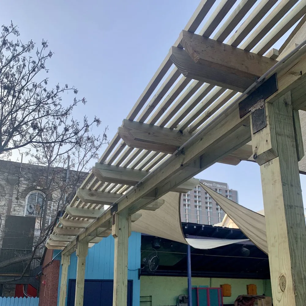 Custom lawn mowing service in Austin, TX - Austin Yard Barber