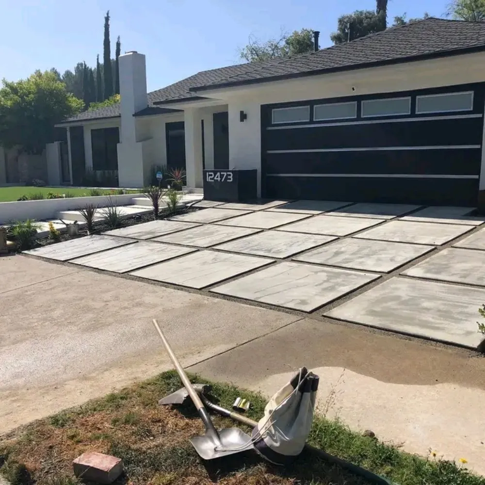 Trusted lawn care service in Saint Petersburg, FL by Austin's Artificial Grass