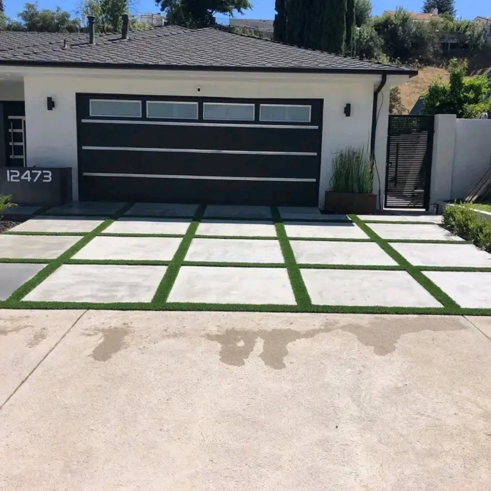 Top-rated yard maintenance in Saint Petersburg, FL - Austin's Artificial Grass