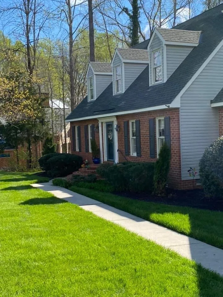 Professional garden landscaping experts serving Ruther Glen, VA - Austin’s Lawn Care