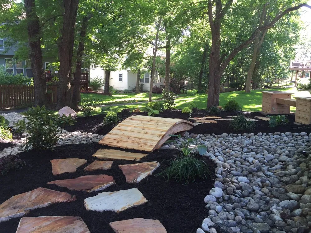 Reliable landscaping services in Shawnee, KS - Austin's Lawn Care