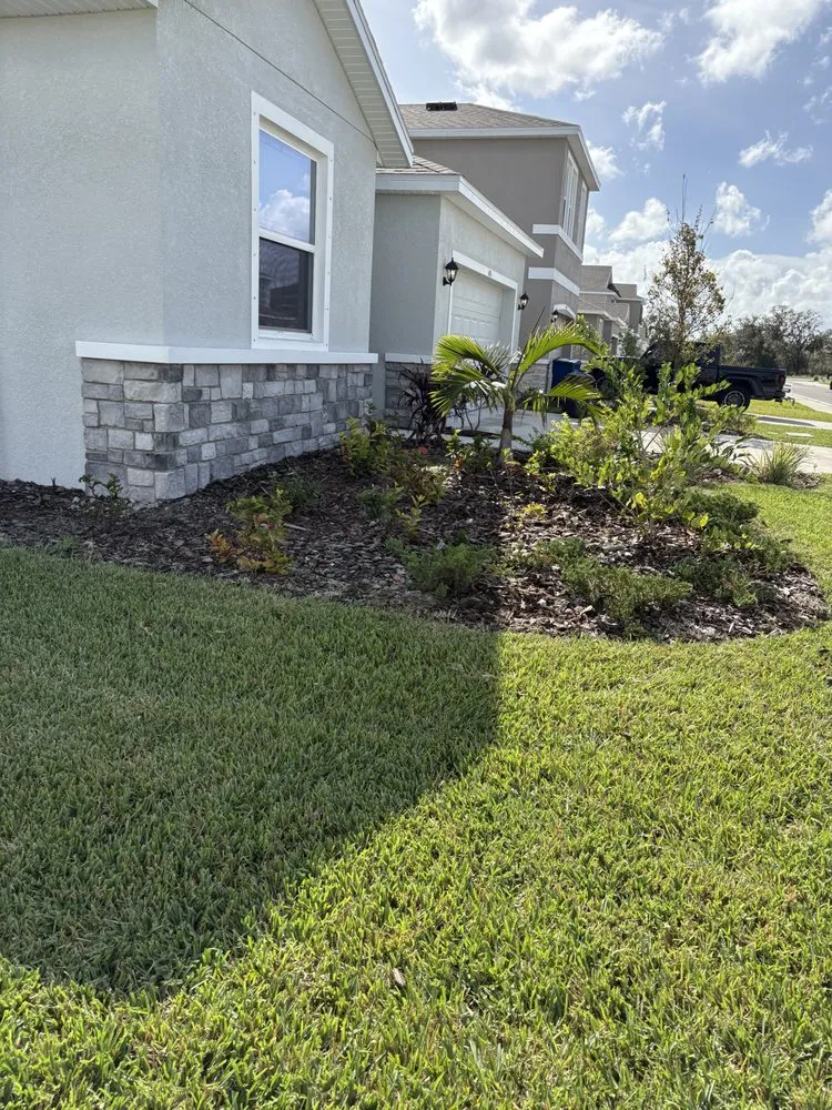 Top-rated garden landscaping for year-round maintenance across Bradenton, FL - Austin’s Pro Services of Swfl