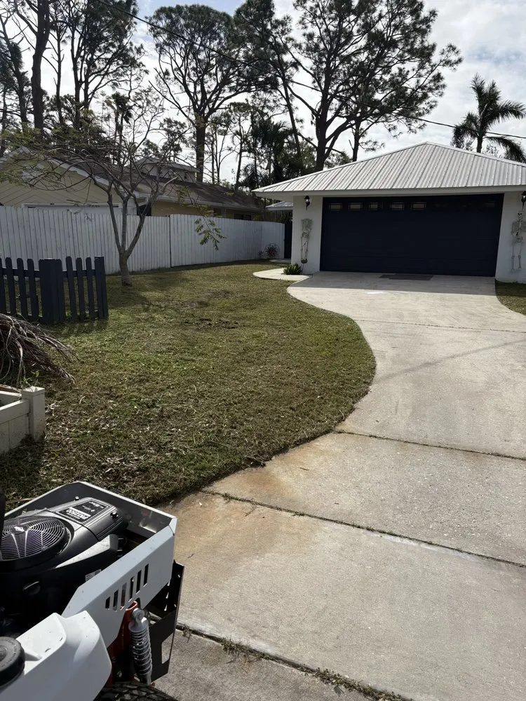 Professional landscape design in Bradenton, FL by Austin’s Pro Services of Swfl