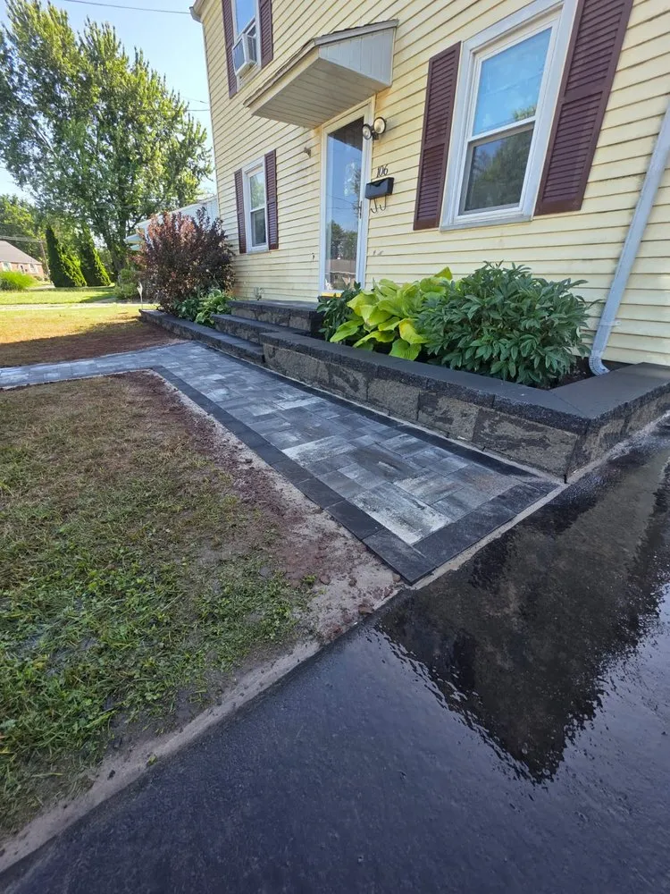 Local garden landscaping in Middletown, CT - Authentic Paving & Masonry