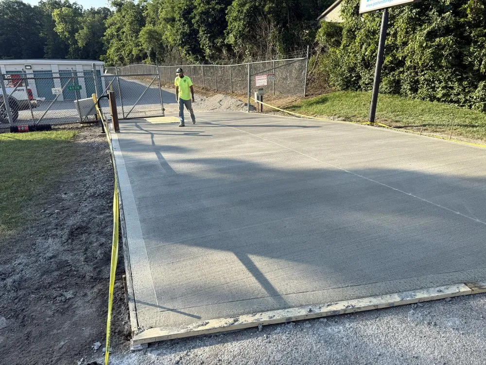 Top-rated yard cleanup service experts serving Goshen, OH - Authentic Scapes