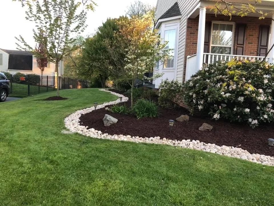 Expert yard maintenance for beautiful yards in Pittsburgh, PA by Authority Lawn & Landscape