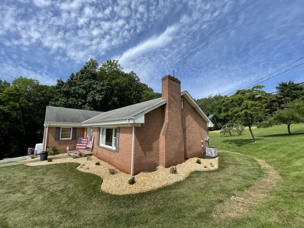 Reliable yard maintenance in Pittsburgh, PA by Authority Lawn & Landscape