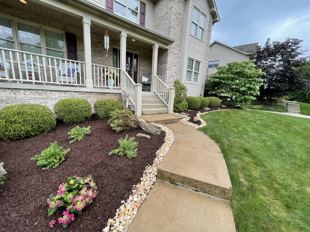 Professional yard maintenance in Pittsburgh, PA - Authority Lawn & Landscape
