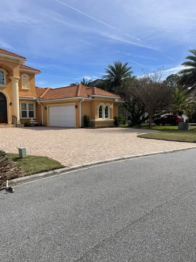 Professional garden landscaping in Jacksonville, FL - Automatic Scapes & Lawn Care