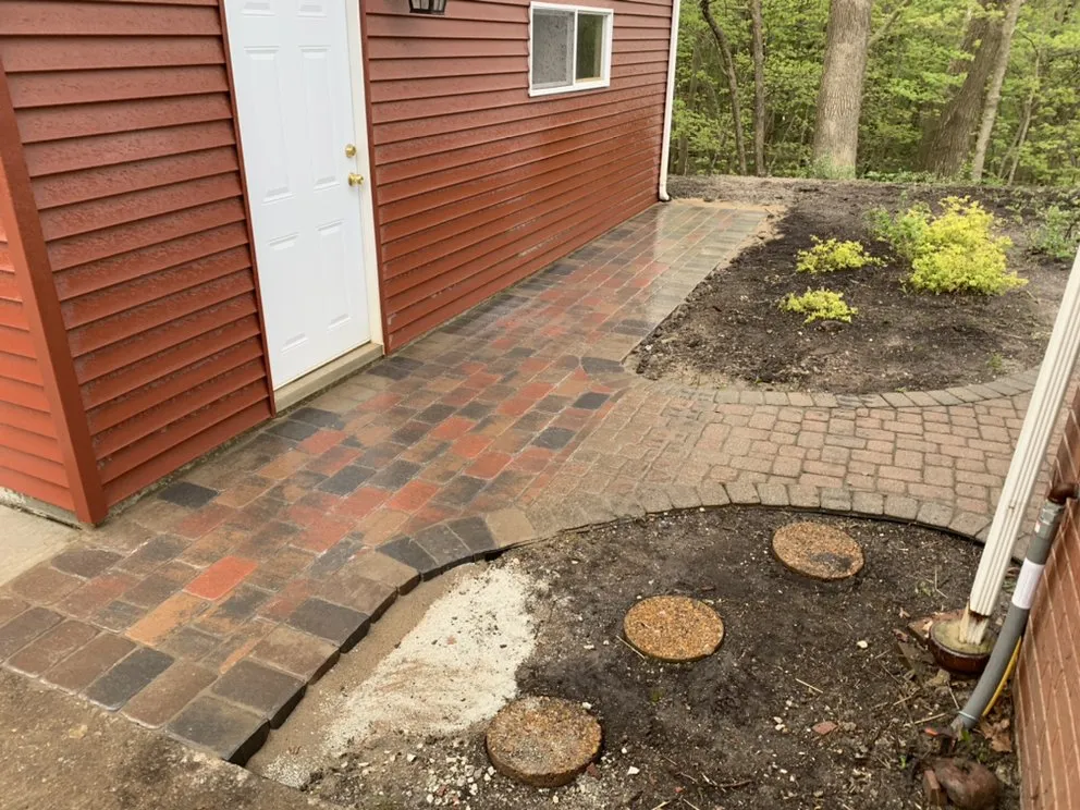 Local lawn mowing service experts serving Orland Park, IL - Autumn Blaze Landscaping